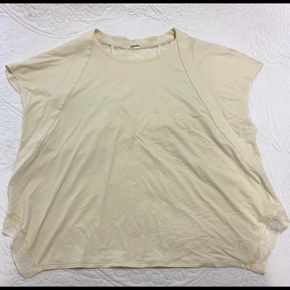 Under Armour women’s crop shirt - Picture 1 of 3